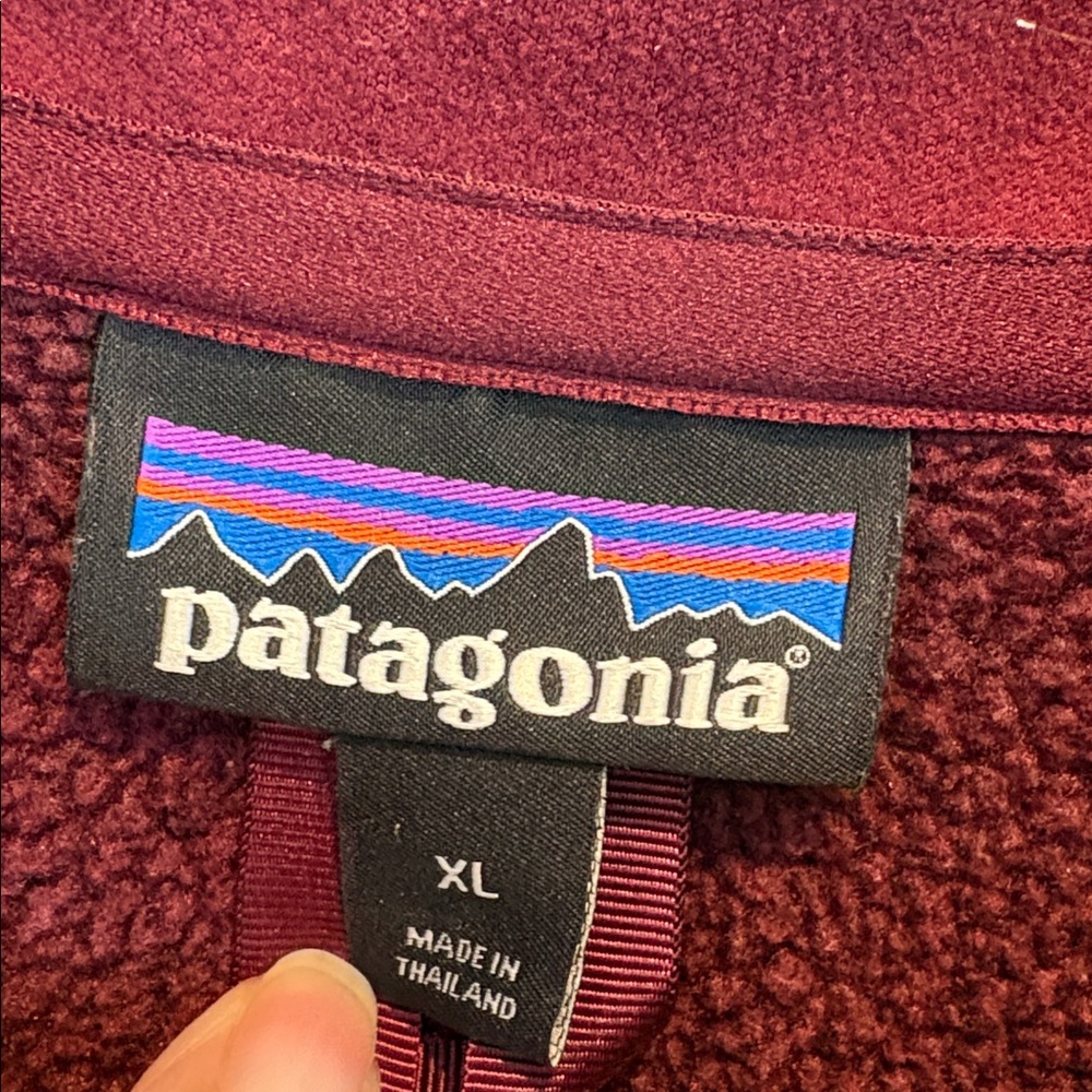 Patagonia Women's Better Sweater Burgundy/Red 1/4 Zip - Picture 4 of 6